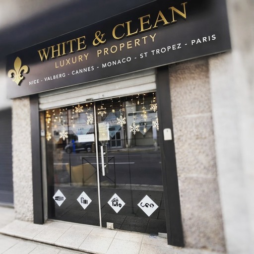 Équipe White and Clean, entreprise de nettoyage professionnelle depuis 2019