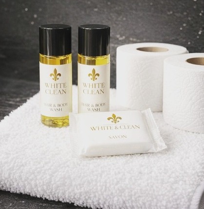 Accueil voyageurs - Kits White and Clean